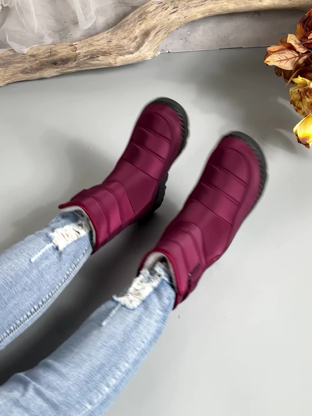 Fur-Lined Mid-Calf Winter Boots for Cold Weather